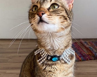 Shiny Cat Collar with Breakaway Safety, Elegant Female Cat Necklace, Rhinestone Party Costume for Cats, Cat Birthday Gift