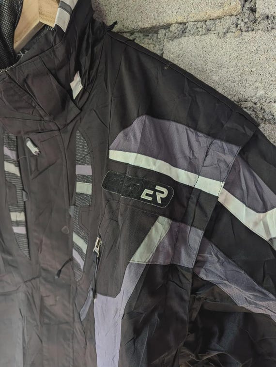 Spyder Gorpcore and technical jacket - image 8
