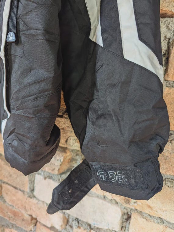 Spyder Gorpcore and technical jacket - image 7