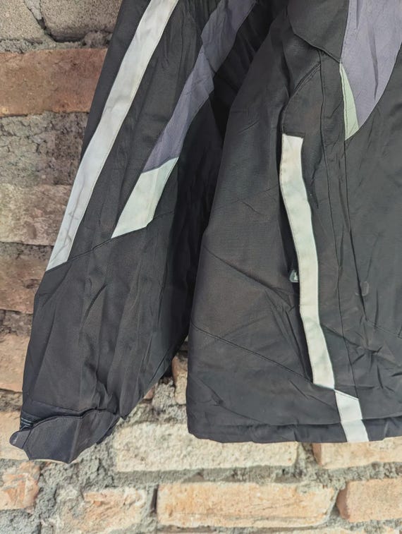 Spyder Gorpcore and technical jacket - image 5