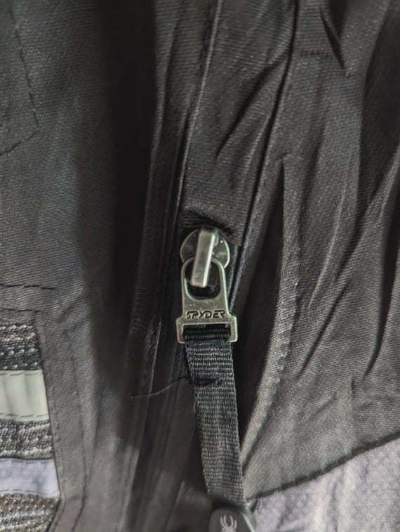 Spyder Gorpcore and technical jacket - image 11