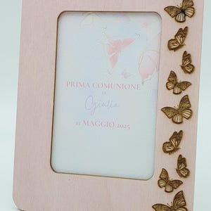 Cornice portafoto in legno dipinto a mano con incisione farfalle