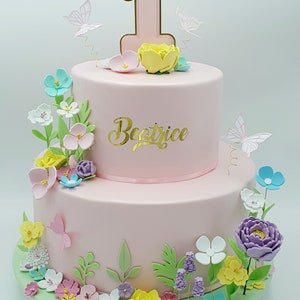 Torta scenografica finta Fiori e farfalle per Comunione/Battesimo/compleanno in gomma eva e carta.