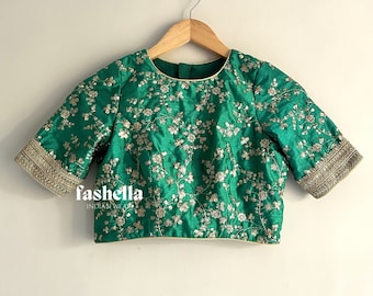 Blusa sari de seda pura verde: cuello alto, mangas hasta el codo, ropa india