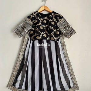 Stripes Saree/ Black and White Saree/ Black and Gold Saree/ Indian Saree/ Designer Saree/ Party wear Saree/ Women&#39;s Saree/ Black Sari Blouse