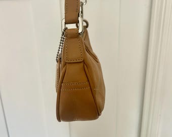 Coach Y2k Hobo Buckle Shoulder Bag in Tan Leather - Etsy Canada
