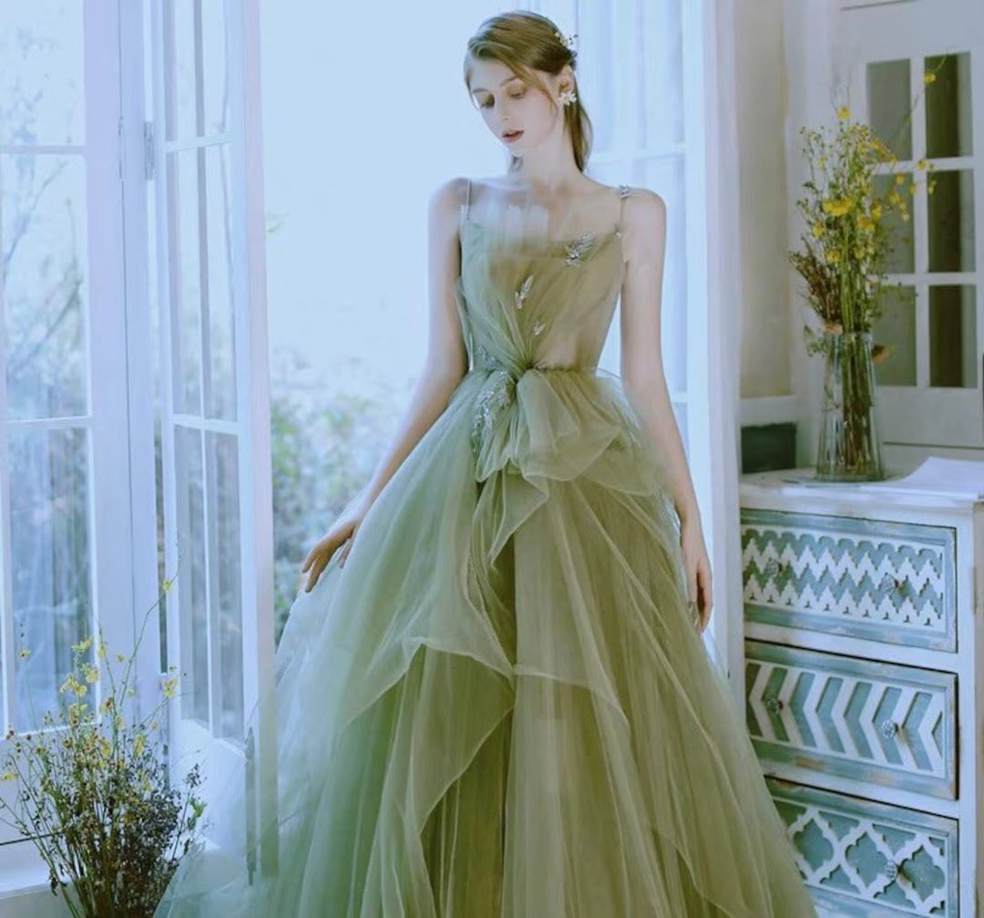 Mint green light green designer dress wedding gown, Women's Fashion,  Dresses & Sets, Evening Dresses & Gowns on Carousell