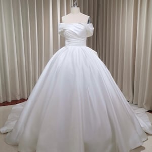 Schulterfrei Minimalistisches Satin Korsett Brautkleid Brautkleid, Benutzerdefinierte Abschlussball Party Ballkleid, Romantisches Boho Lolita Prinzessin Sweetheart
