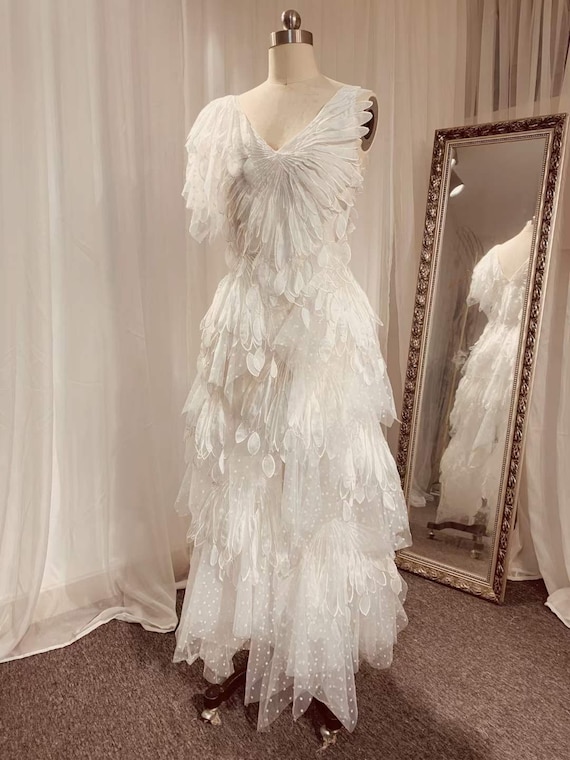 The Swan Dress | Unique Feathered Silk Lining Wedding Gown The Swan Dress | Unique Feathered Silk Lining Wedding Gown