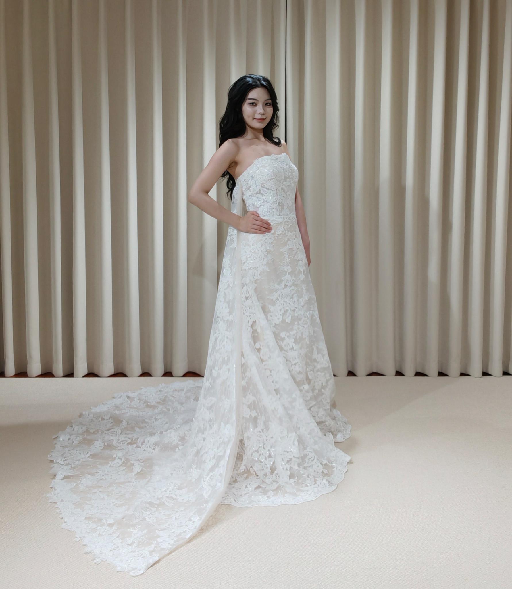 Strapless Lace Wedding Gown with Detachable Train | Beatrice
