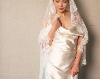 1 Tier Mantilla Full Lace Wedding Veil