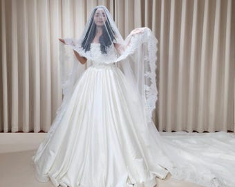 2 Tier Lace Trim Wedding Veil