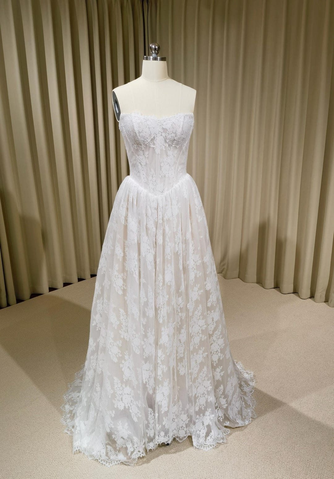 French Lace Corset Wedding Bridal Dress, Classic Romantic Elegant ...