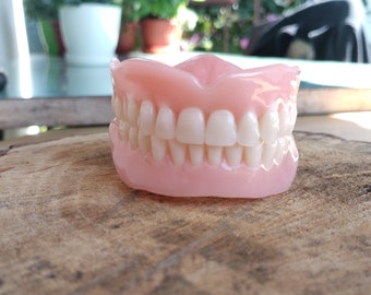 Denture Upper and Lower New