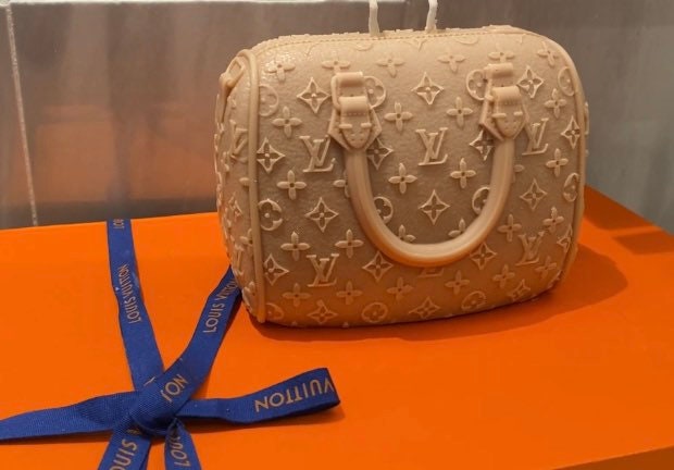 SALE] Louis Vuitton Fashion Logo Limited Luxury Brand Bedding Set