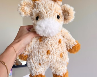Handmade Giraffe Lovey Plush – Fluffy Stuffed Animal for Safari Decor, Unique Gift Idea or Cozy Plush Toy for All Ages