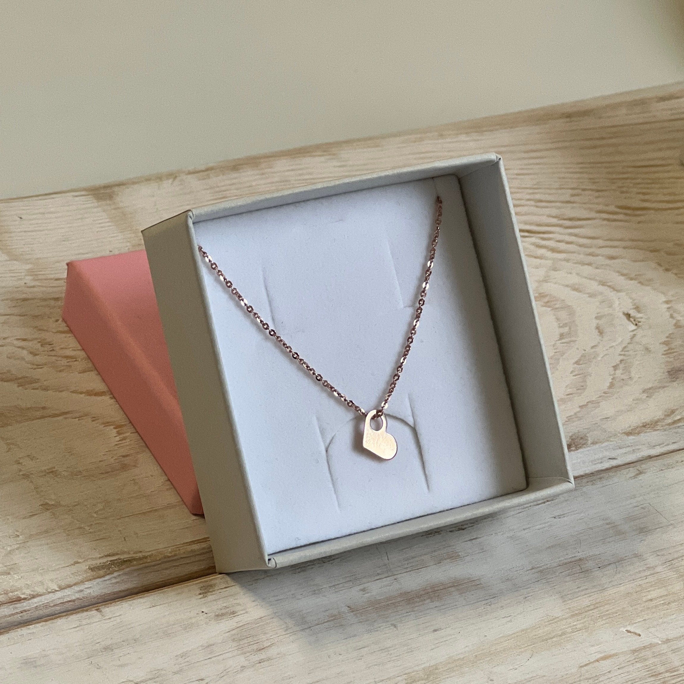 [HAESOOL] テヨン着用☆925 Silver☆Celeb heart chain Necklace 925 Sterling Silver Triple Heart Pendant Necklace Chain