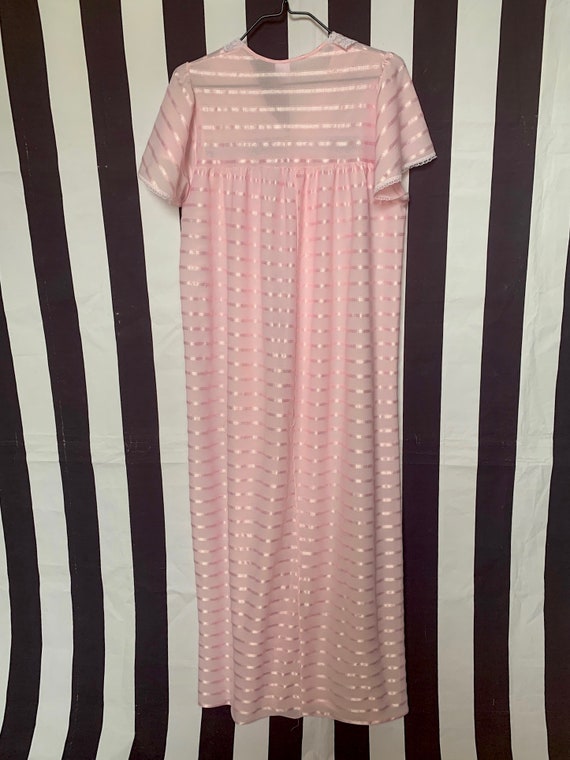 Vintage 70s White Pink Nightdress with Lace and B… - image 8