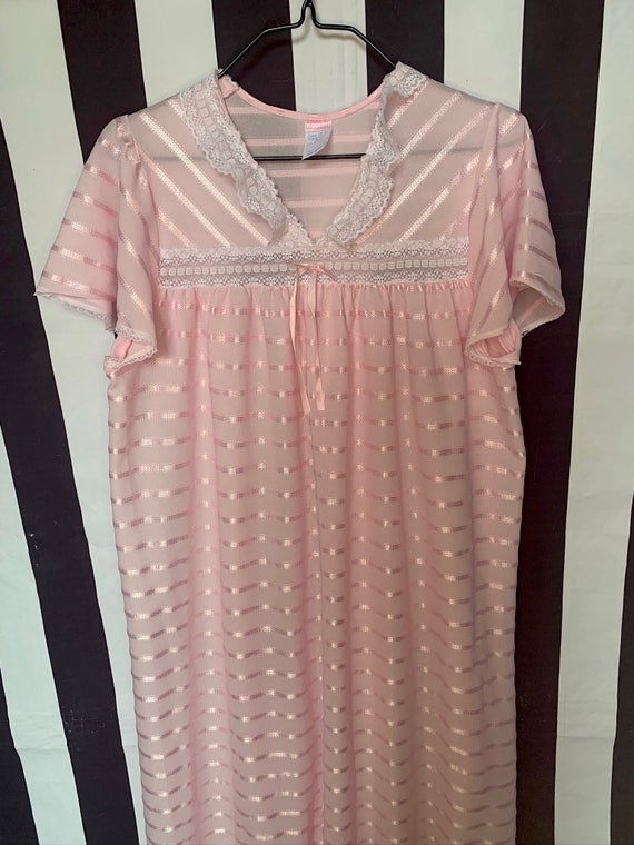 Vintage 70s White Pink Nightdress with Lace and B… - image 3