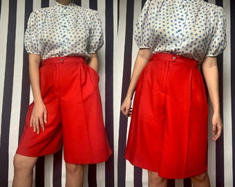 Vintage 80s Red Bermuda Shorts, Retro Tailored Chino Shorts, Smart Unisex Summer Trousers, Preppy Summer Clothing, UK16/18 Plus size