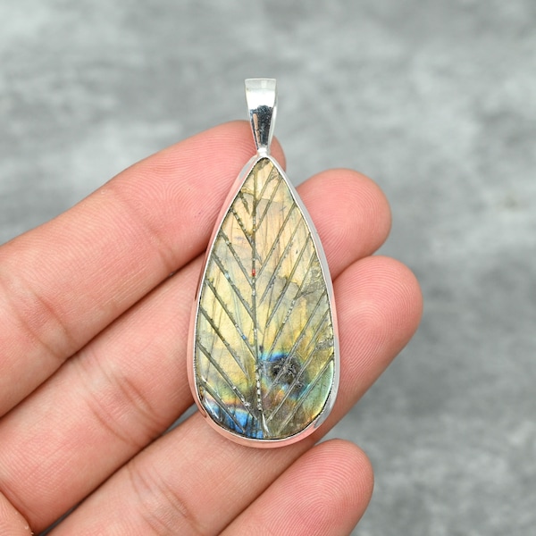 Carved Leaf Labradorite Pendant 925 Sterling Silver Pendant Labradorite Gemstone Pendant for Necklace Handmade Jewelry Labradorite Jewelry