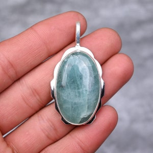 アクアマリンペンダント 925スターリングシルバー ハートペンダント アクアマリンジェムストーンペンダント ハンドメイドシルバージュエリー アクアマリンジュエリー 彼女へのギフト