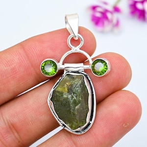 Raw Peridot Pendant 925 Sterling Silver Pendant Peridot Rough Pendant Natural Uncut Gemstone Pendant Healing Gemstone Pendant Wedding Gifts