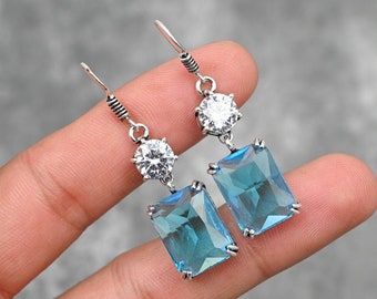 Pendientes de topacio azul, pendientes de plata de ley 925, pendientes de topacio azul, pendientes de circonita cúbica, pendientes hechos a mano, joyería de topacio azul, regalo para ella