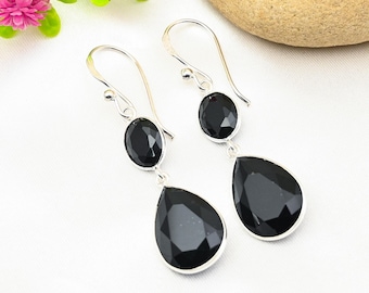 Brincos de espinélio preto Brincos de prata esterlina 925 Brincos de pedra preciosa de espinélio preto Brincos artesanais Joias de espinélio preto Enfeites de Natal