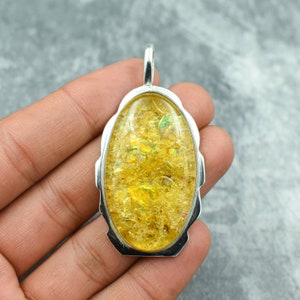 Colgante de ópalo etíope Colgante de plata de ley 925 Colgante de piedra preciosa de ópalo etíope Joyería hecha a mano Joyería de ópalo etíope Regalo para ella