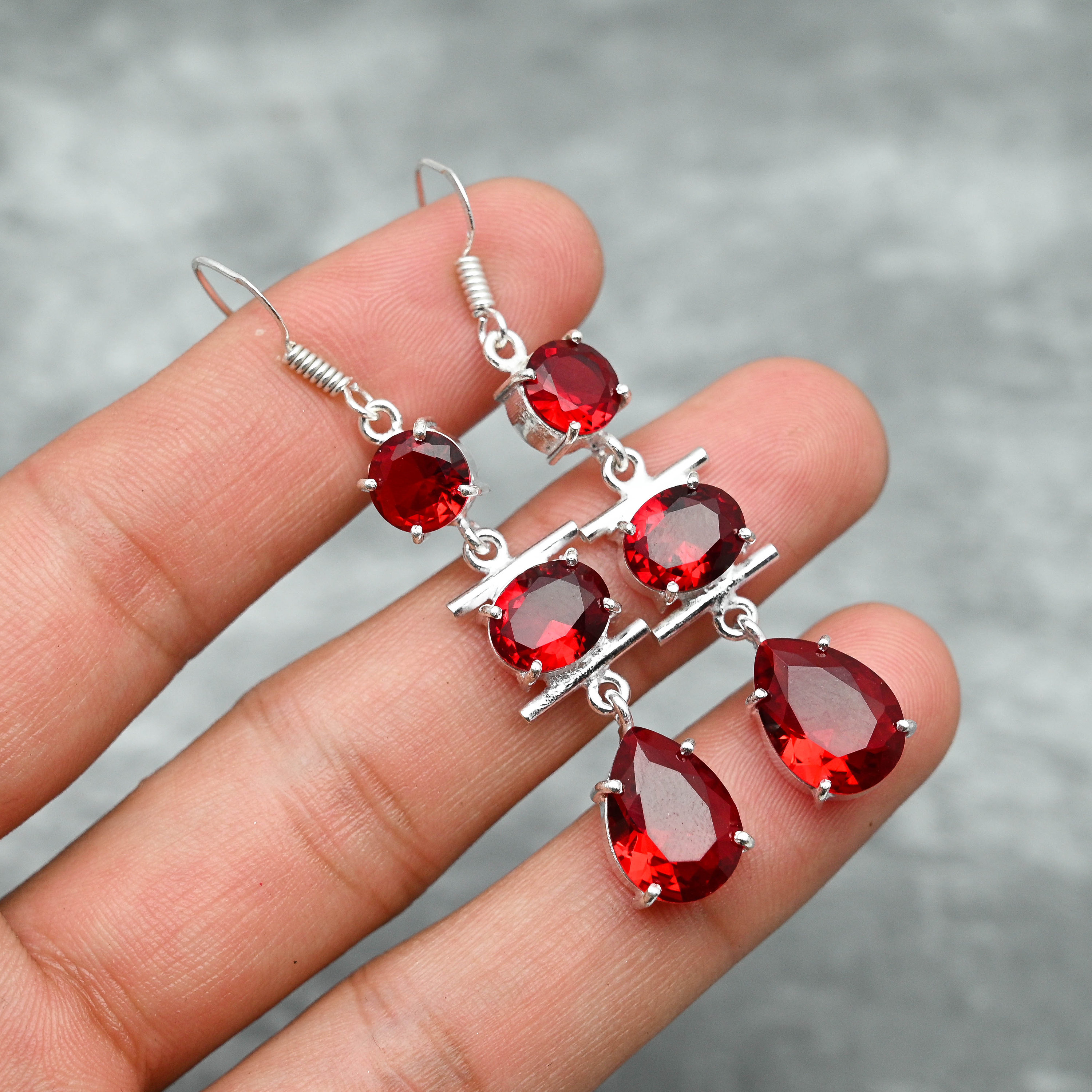 ガーネットイヤリング 925 スターリングシルバーイヤリング ガーネット