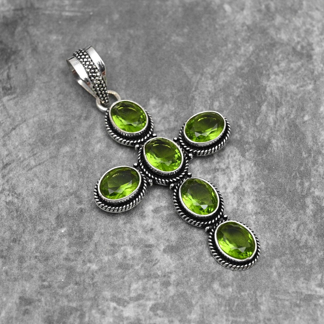 Glamorous Ruby Fuchsite Gemstone Handmade 925 Sterling Silver Jewelry