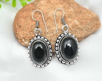 Brincos de espinélio preto Brincos de prata esterlina 925 Brincos de pedra preciosa de espinélio preto Brincos artesanais Joias de espinélio preto Presentes de Natal