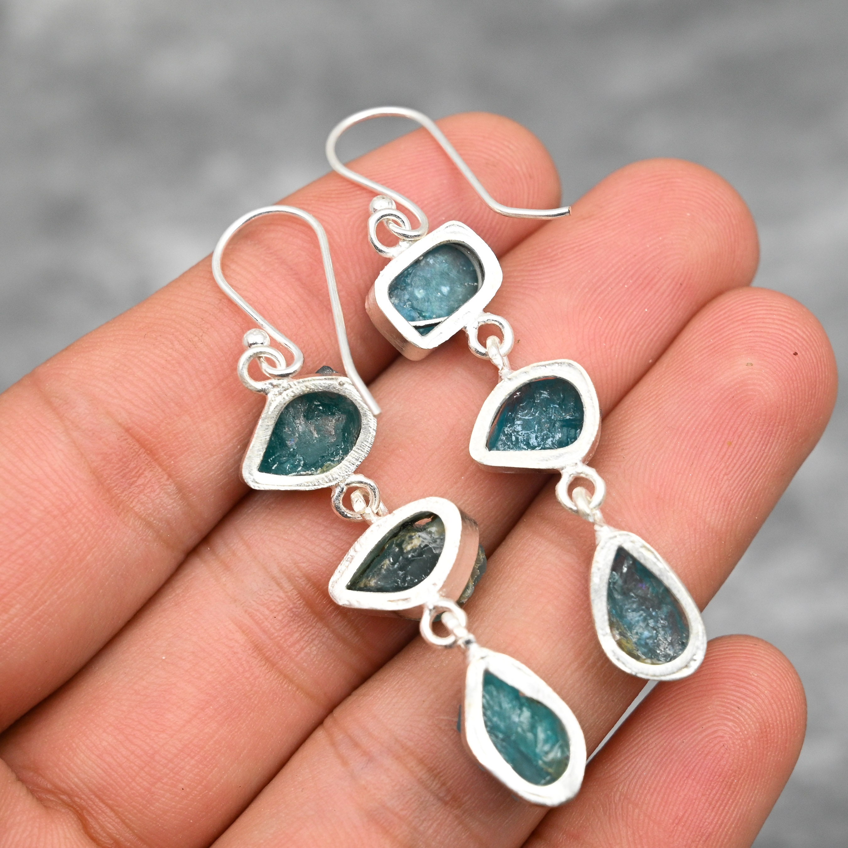 Orecchini Pendenti In Argento 925 Con Apatite Neon – Perline Sfaccettate Fatte A Mano – Gioielli Con Pietra Naturale Blu – Lunghezza 6 Cm - 3