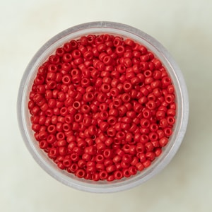 11-426, Miyuki 22g Op Red Luster 11-426, Miyuki 22g Op Red Luster