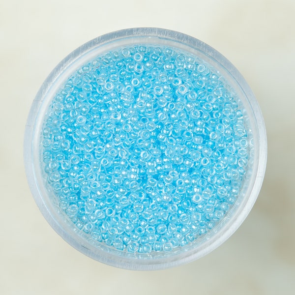 Miyuki 15/0 Round Seed Beads - Luminous Ocean Blue Bird Inside Color Lined - 15-4300