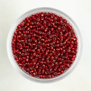 Miyuki 11/0 Round Seed Beads - Silver Lined Ruby Red - 11-011
