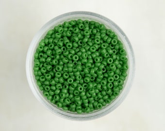 Miyuki 11/0 Round Seed Beads - Opaque Green - 11-411