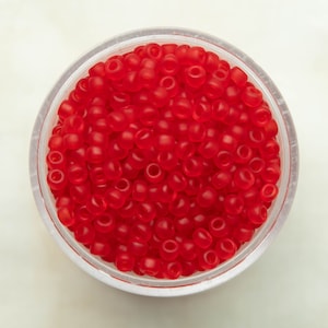 Miyuki 8/0 Round Seed Beads - Matte Transparent Red Orange - 8-140F