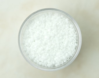 Miyuki 11/0 Round Seed Beads - Matte Opaque White - 11-402F