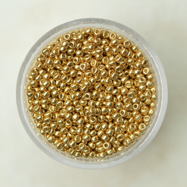 Miyuki 11/0 Round Seed Beads - Duracoat Galvanized Gold - 11-4202