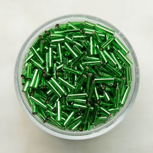 ミユキ 6 mm ビューグル ビーズ - シルバー ライン グリーン - BGL2-016