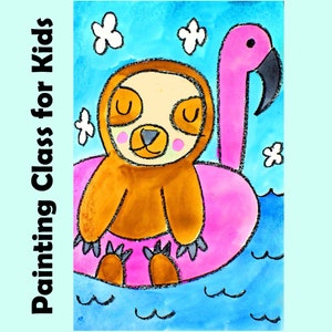 Puede incluir: Una colorida pintura para niños muestra un perezoso flotando en un flotador de piscina de flamenco rosa en agua azul. El perezoso es marrón y beige con los ojos cerrados. Formas de flores blancas flotan en el cielo azul. El texto "Painting Class for Kids" está a la izquierda.