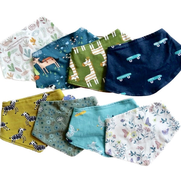 Col bandana pour bébé, aux motifs variés