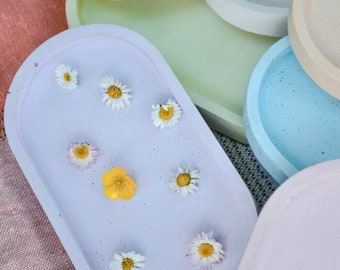 Colorful Concrete Trinket Tray, Oval Jewelry Dish, Vibrant Candle Plate, Decorative Pill Tray, Unique Home Accents, Pastel Colored Gift