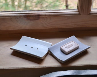 Concrete Soap Dish With Drainage, Square Soap Holder, Minimal Cement Soap Plate Great For Storing Bar Soaps In The Shower, Bathroom Decor