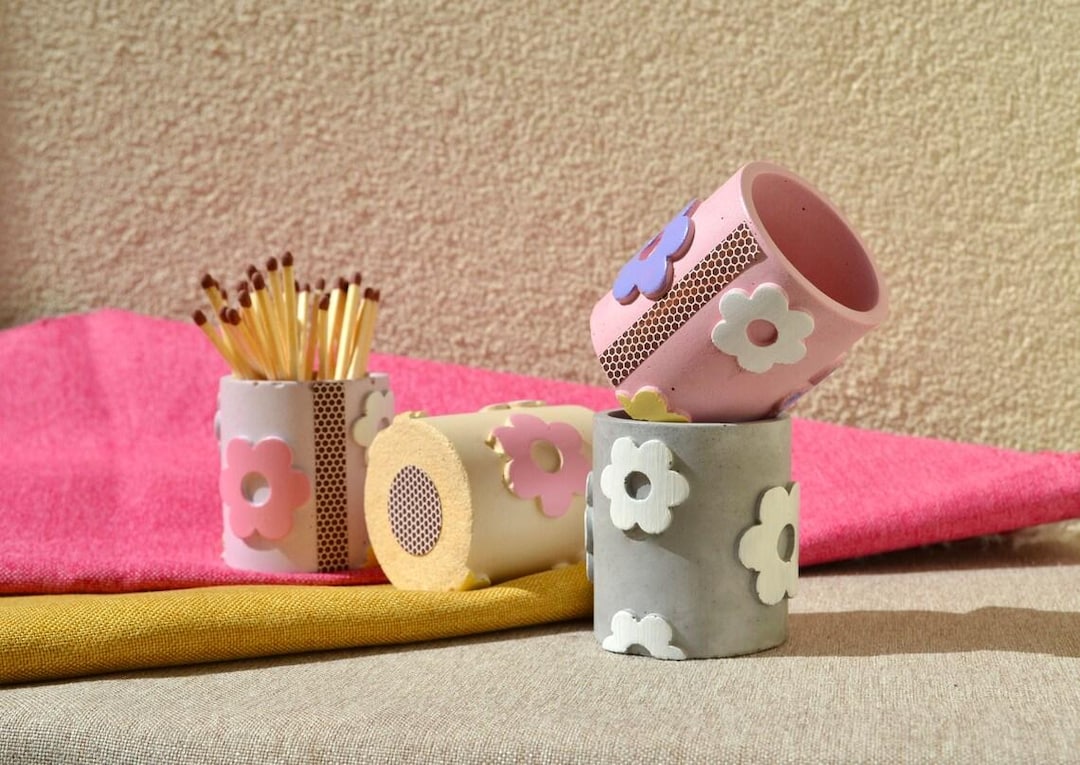 Matchstick Storage Petal Matchstick Pot With Striker, Cute Long Match Holder, Concrete ...