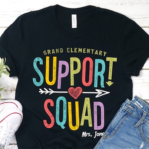 Anpassbares Support Squad Print SVG T-Shirt, Lehrer Team Print Shirts, personalisiertes Support Team Squad Shirts Print