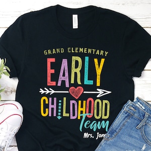 Frühkindliches Lehrer-Team-Shirt Druck SVG - Lehrer-Mannschafts-T-Shirt Druck - Personalisiert jedes Grad-Lehrer-Team - Lehrer-Kader-Druck