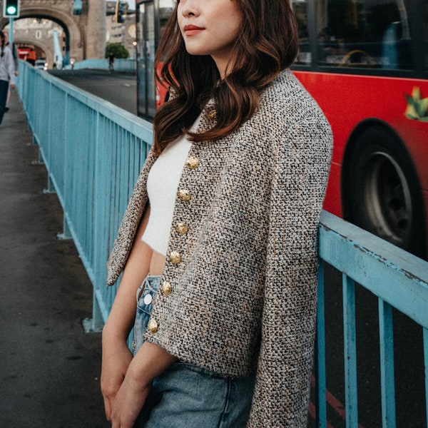 Veste blazer en tweed laiton pour femme - Tenue élégante et tendance à boutonnage simple avec boutons jaunes toutes les saisons | Veste bouclée de haute qualité